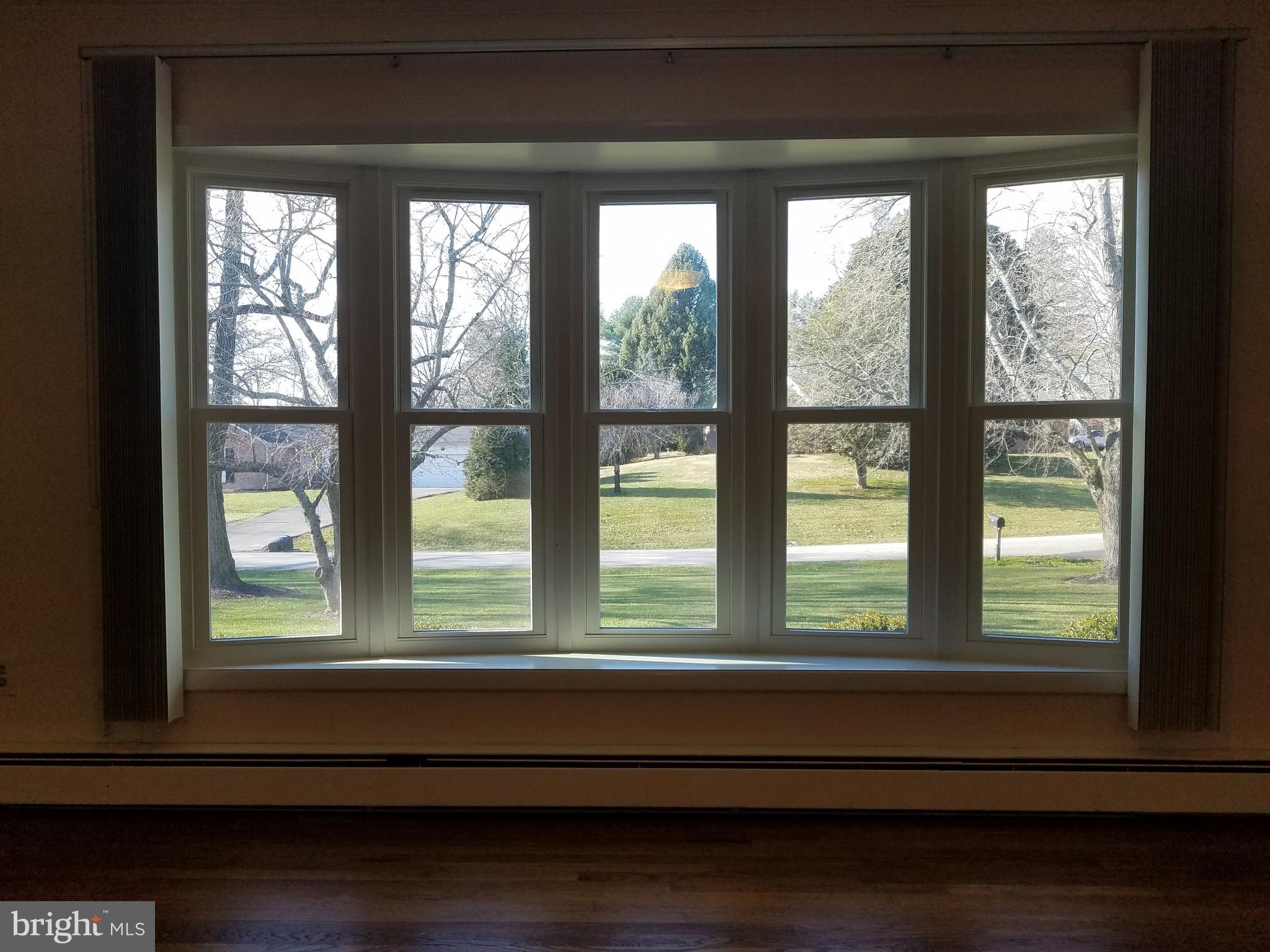 3921 Hawthorne Road Ellicott City, MD 21042 - Photo 5 of 28 Bay Window Living Room