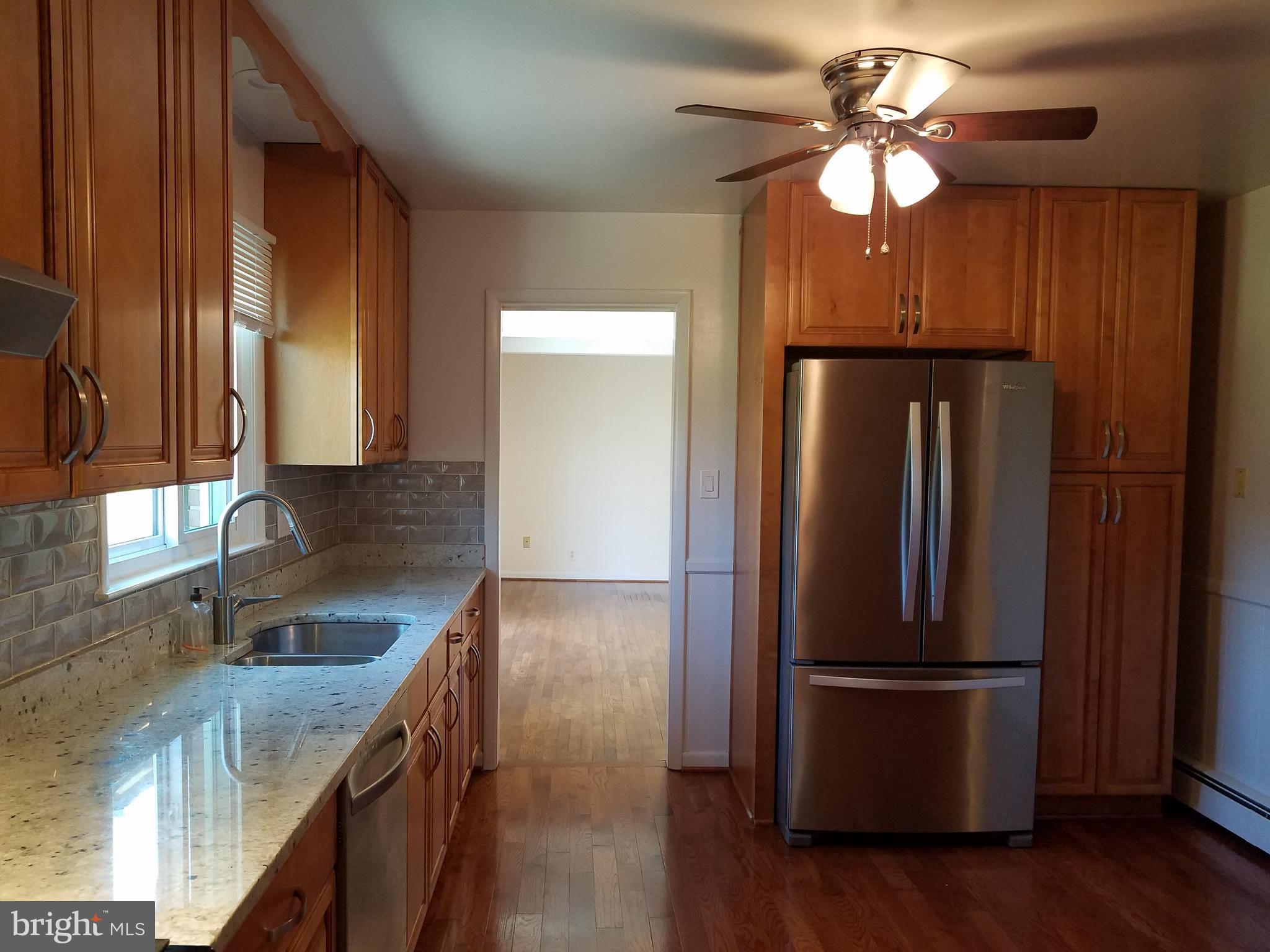 3921 Hawthorne Road Ellicott City, MD 21042 - Photo 7 of 28 Kitchen