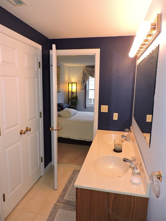 701 Treasure Island Road, Unit 701 Webster, MA 01570 - Photo 21 of 30 Gallery Image 21