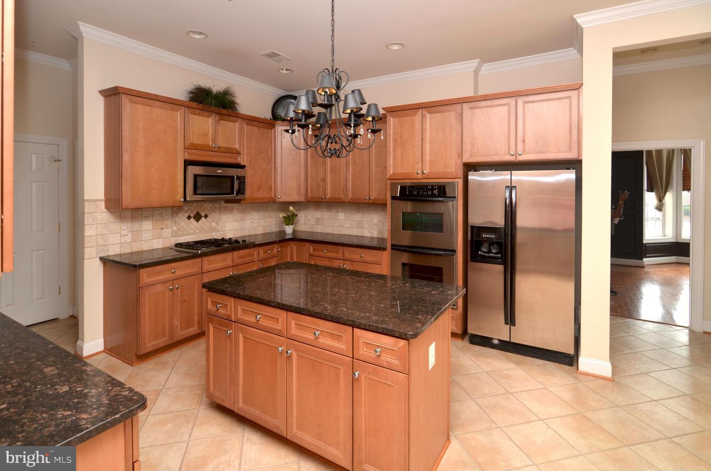13127 Winding Trail Road Laurel, MD 20707 - Photo 6 of 30 Kitchen