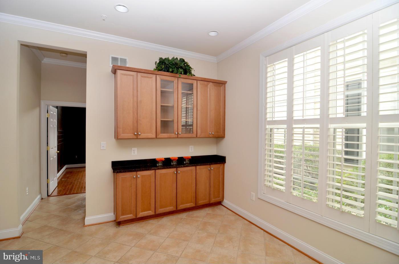 13127 Winding Trail Road Laurel, MD 20707 - Photo 8 of 30 Kitchen