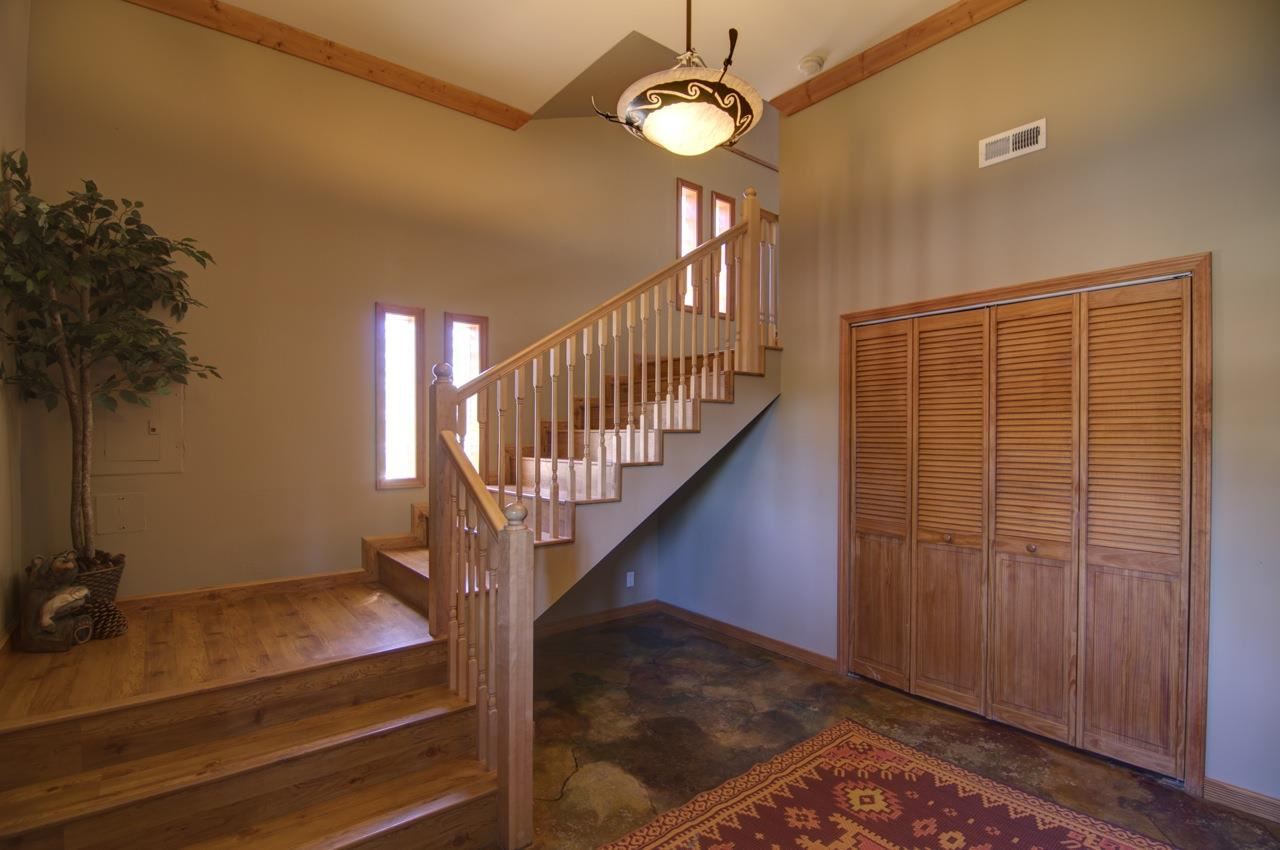 11899 Frond Road Truckee, CA 96161 - Photo 11 of 14 Gallery Image 11