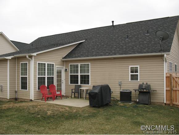 156 Pamlico Road Fletcher, NC 28732 - Photo 3 of 22 a house view with a outdoor space