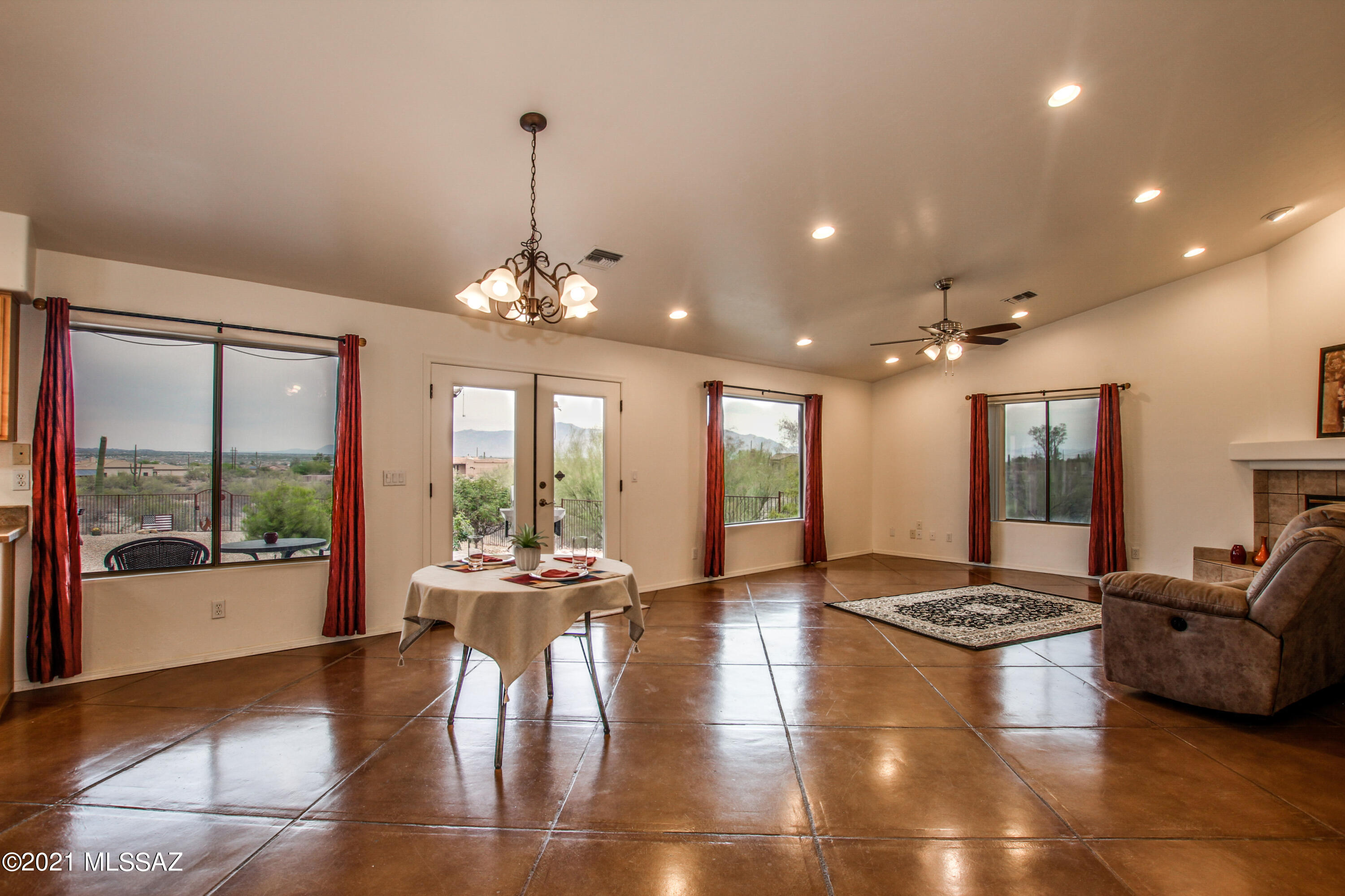 6170 West Ina Road Tucson, AZ 85743 - Photo 7 of 30