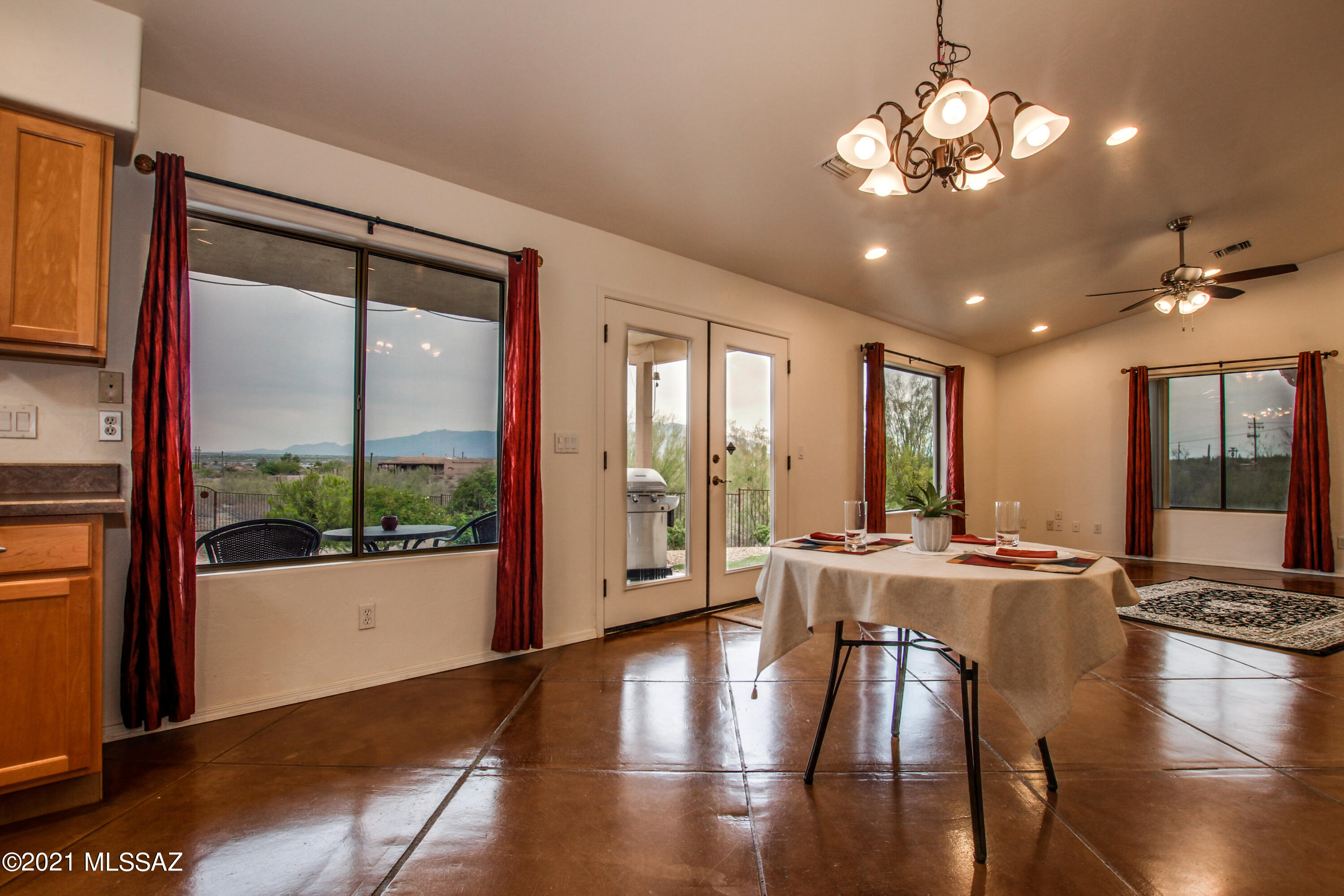 6170 West Ina Road Tucson, AZ 85743 - Photo 10 of 30