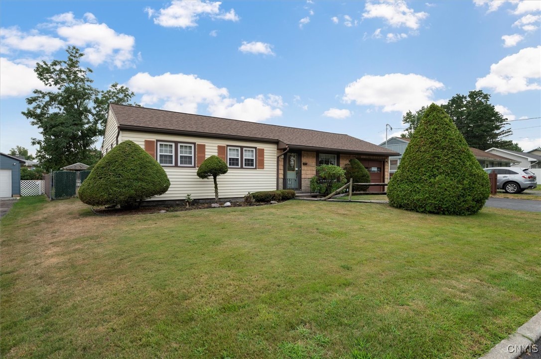 232 Riverview Parkway North Rome, NY 13440 - Photo 3 of 50