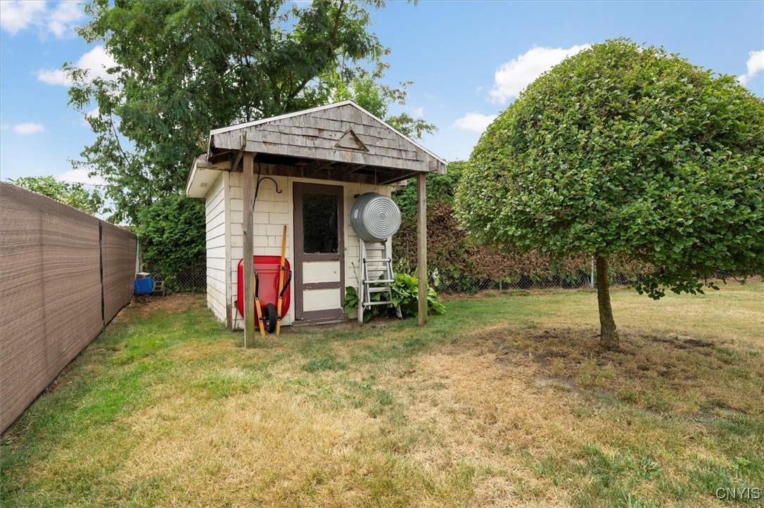 232 Riverview Parkway North Rome, NY 13440 - Photo 10 of 50