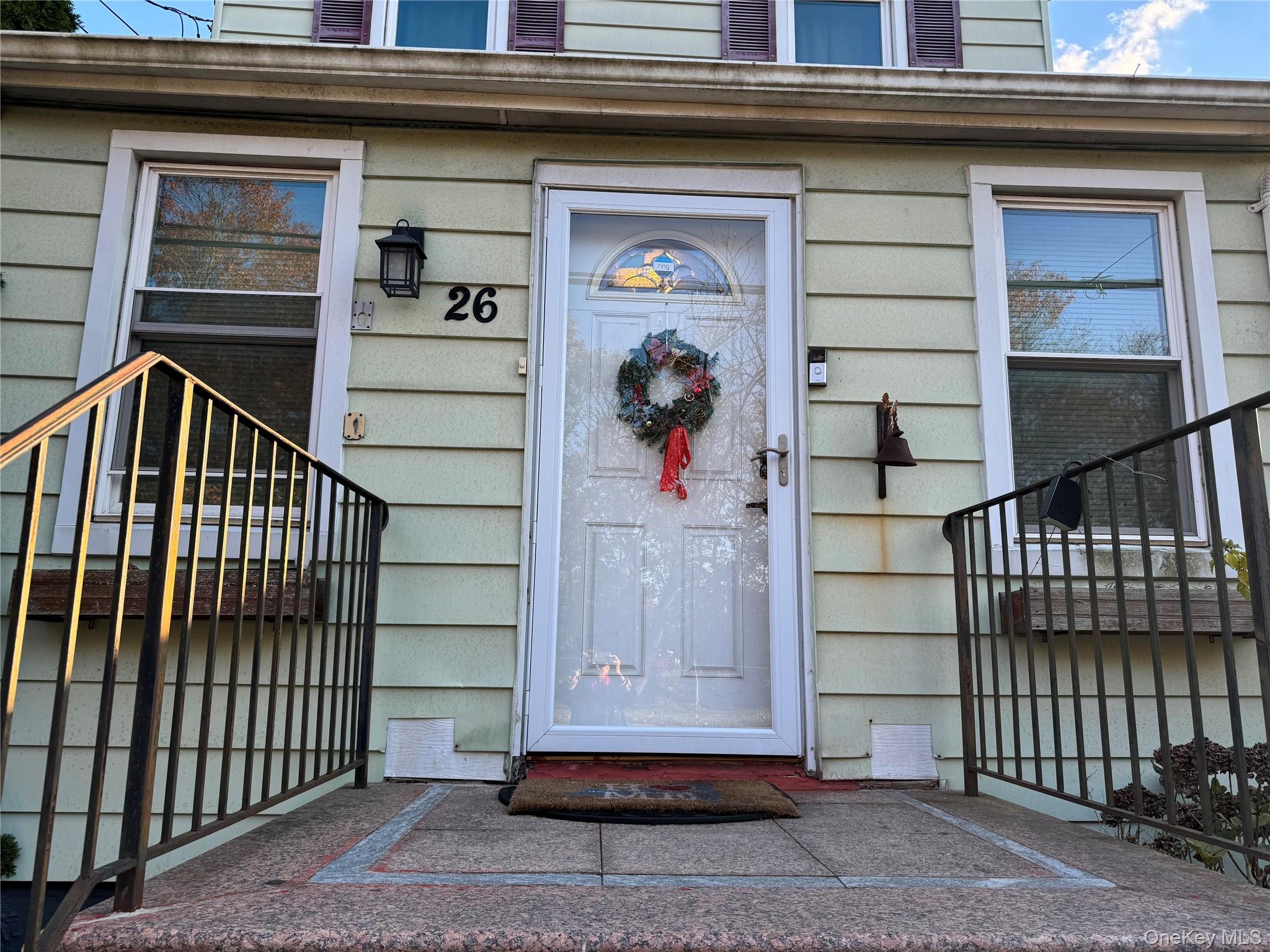 26 Parkside Drive Jericho, NY 11753 - Photo 3 of 25 a view of front door