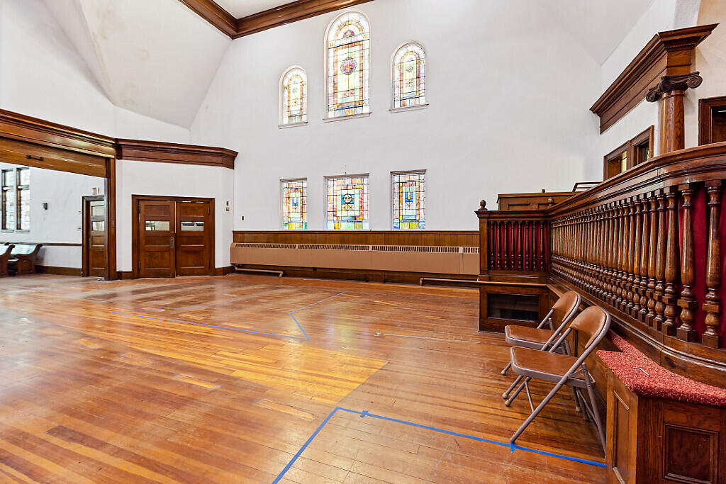 112 Washington Street Rumford, ME 04276 - Photo 16 of 54 45_BP5A0135_DxO_mls