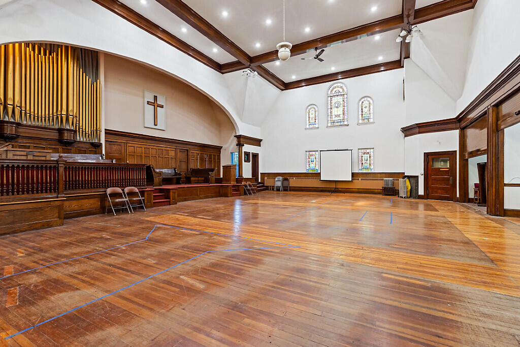 112 Washington Street Rumford, ME 04276 - Photo 18 of 54 51_BP5A0153_DxO_mls