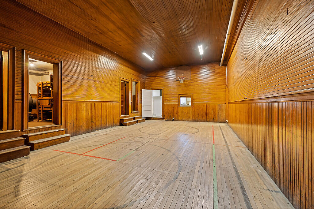 112 Washington Street Rumford, ME 04276 - Photo 41 of 54 13_BP5A0039_DxO_mls