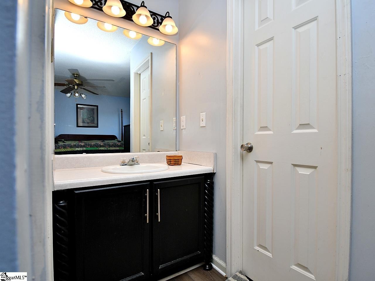 229 Carr Road Piedmont, SC 29673 - Photo 20 of 34