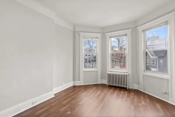$2,700 | 78 Court House Place, Unit 2, Jersey City, NJ 07306