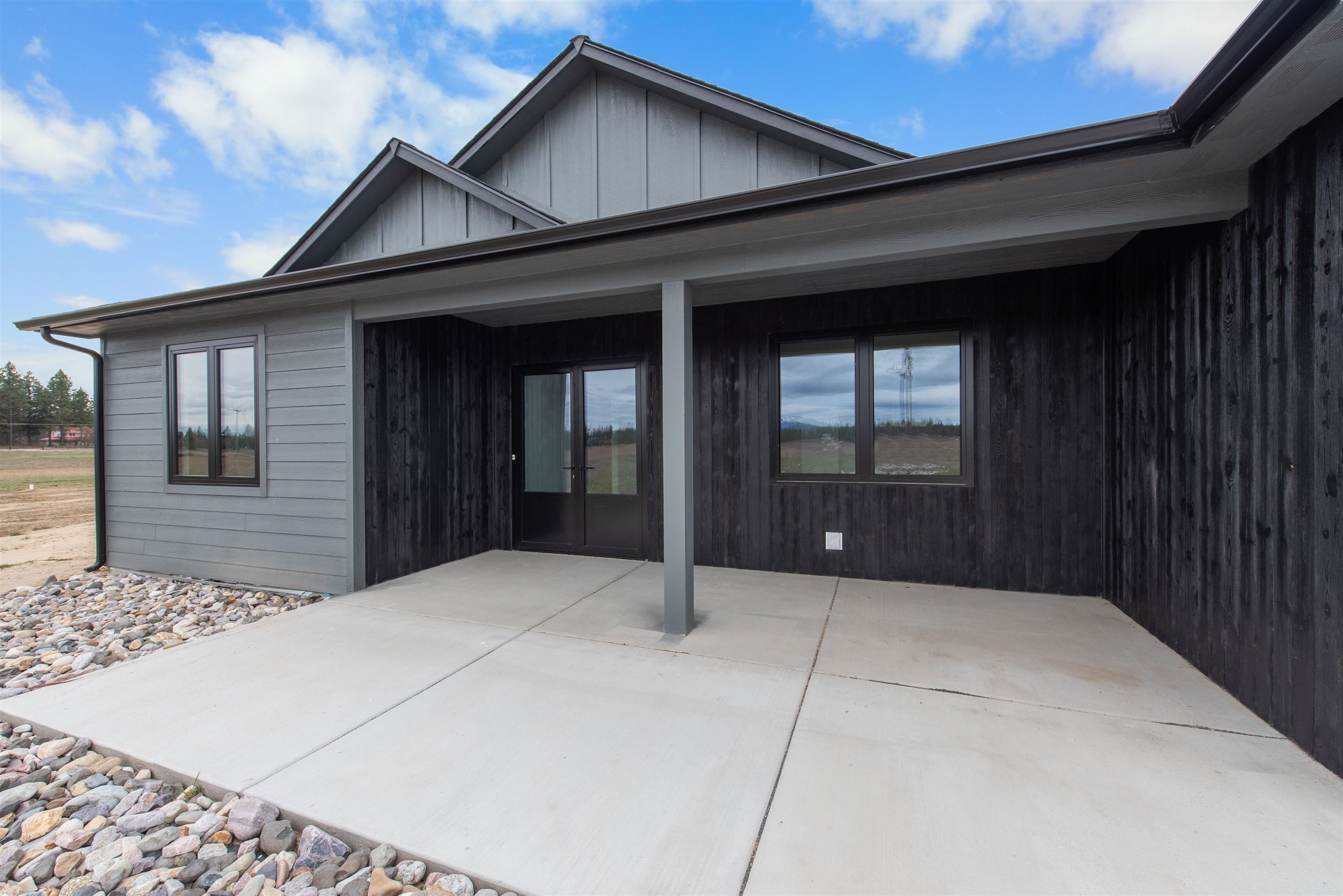 32153 North Mill Road Deer Park, WA 99006 - Photo 7 of 40 Gallery Image 7