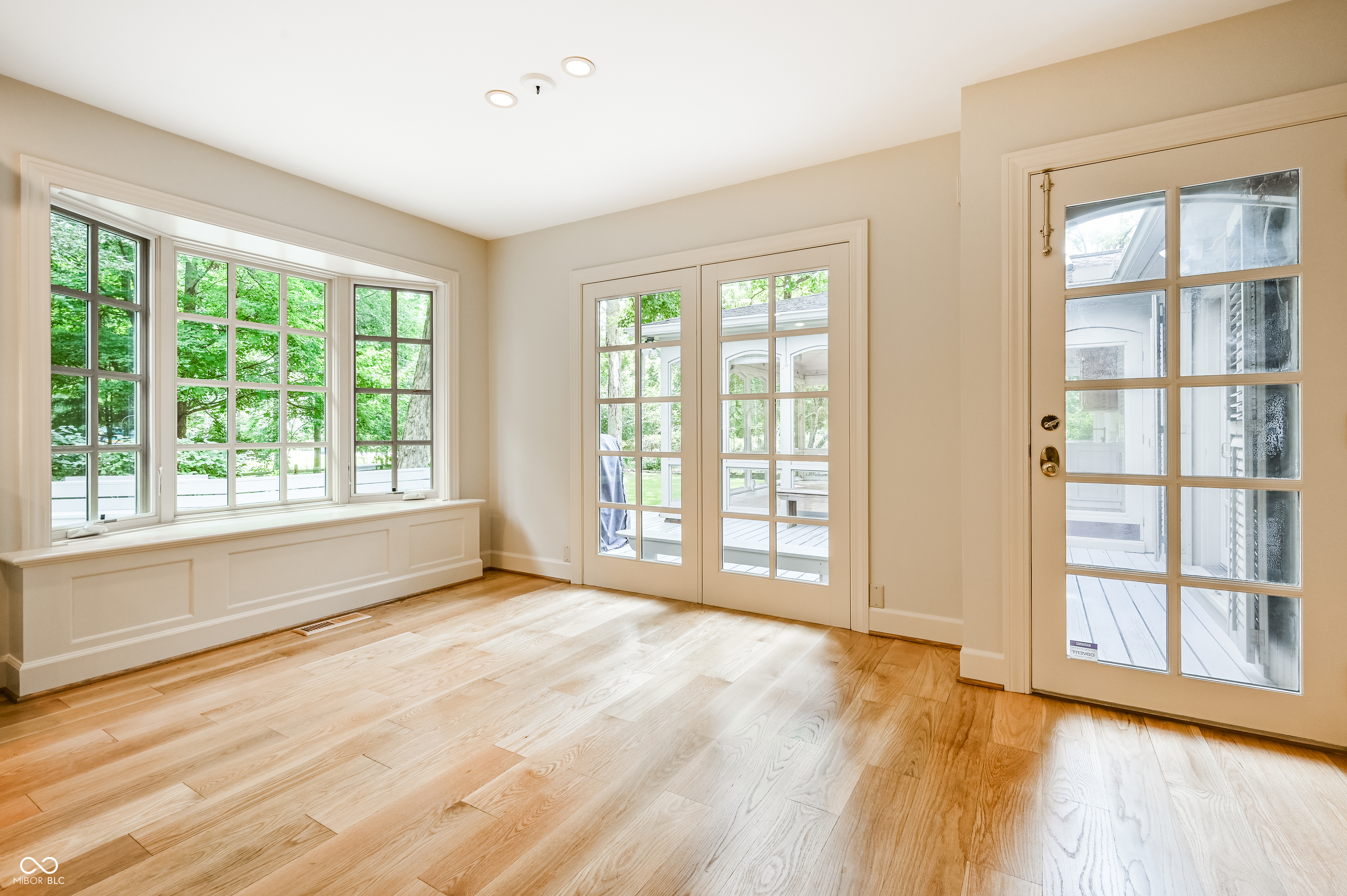 6513 Johnson Road Indianapolis, IN 46220 - Photo 17 of 44 Gallery Image 17