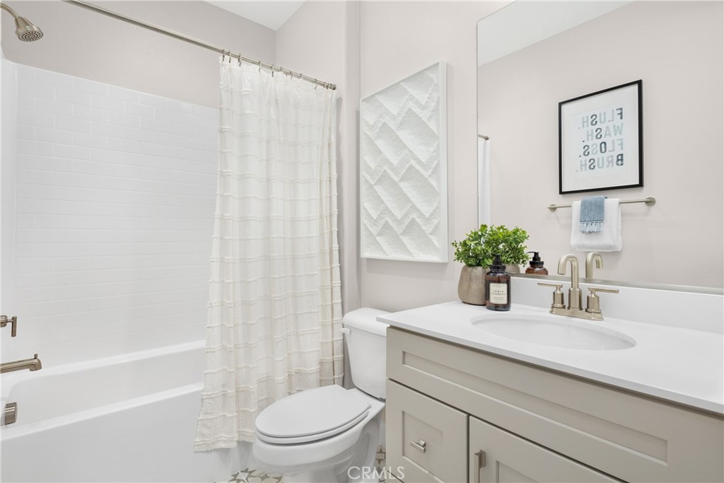 1458 Moore Street Redlands, CA 92374 - Photo 9 of 19 Model Home