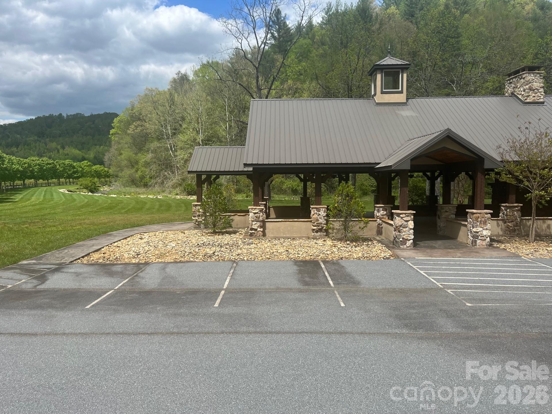 531 Roca Vista Drive Lenoir, NC 28645 - Photo 4 of 9