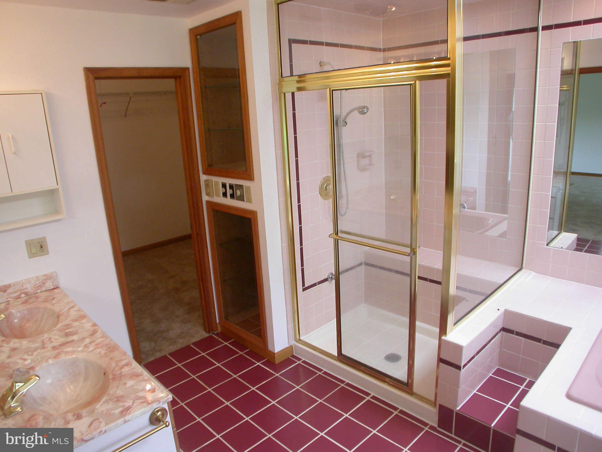 23706 Myrtle Point Road California, MD 20619 - Photo 17 of 30 Bath (Master)