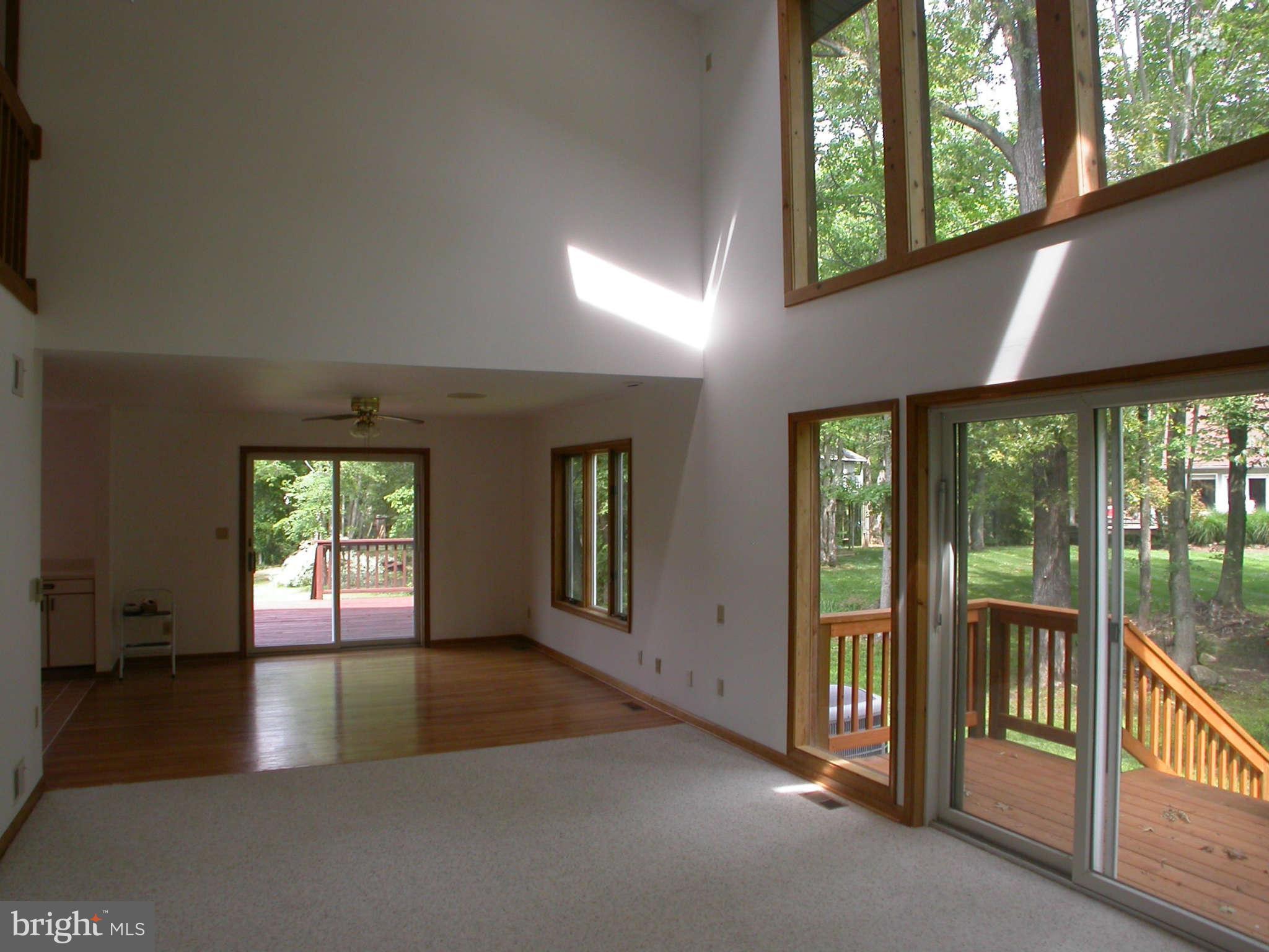 23706 Myrtle Point Road California, MD 20619 - Photo 25 of 30 Living Room
