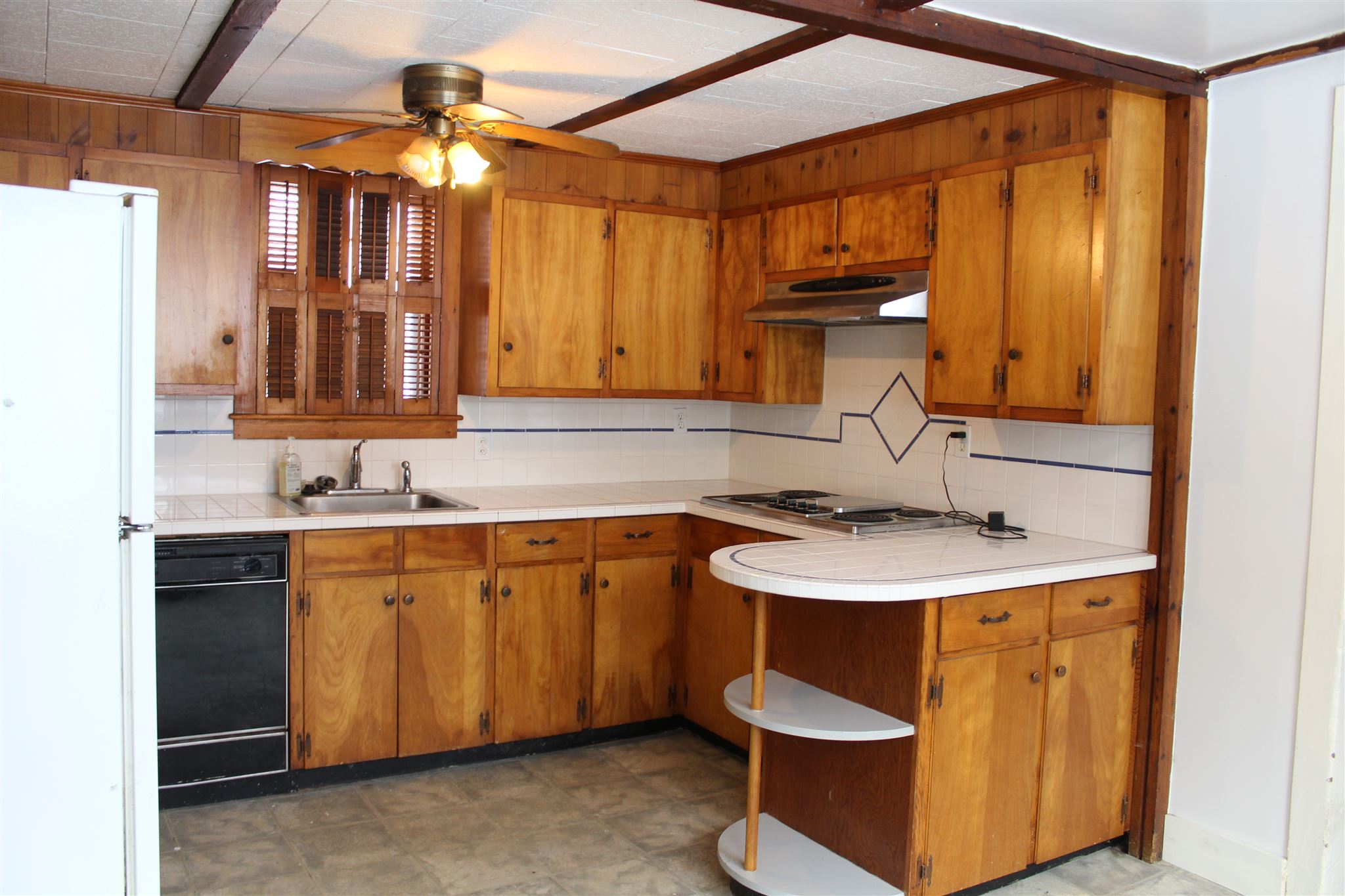 8 Atkinson Street Rockingham, VT 05101 - Photo 11 of 24