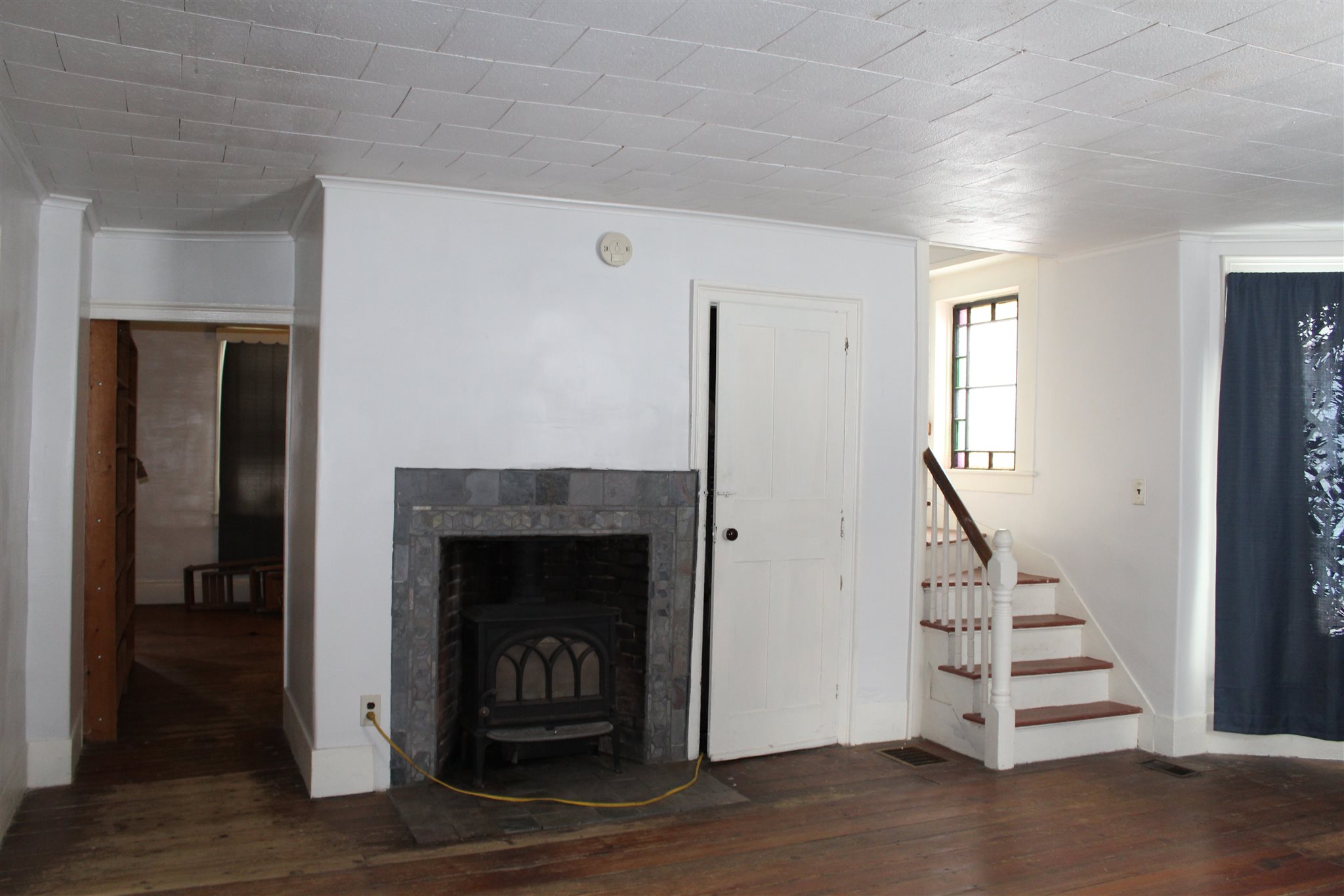 8 Atkinson Street Rockingham, VT 05101 - Photo 6 of 24