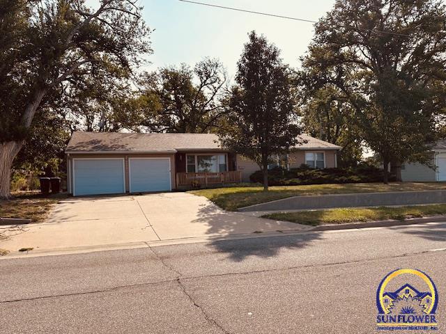 2124 Southwest Fairlawn Road Topeka, KS 66614 - Photo 1 of 1 Gallery Image 1