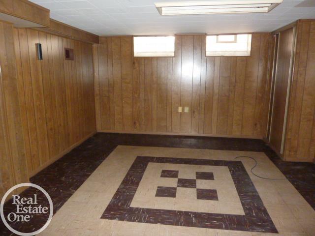18441 Frazho Road Roseville, MI 48066 - Photo 25 of 36 Gallery Image 25