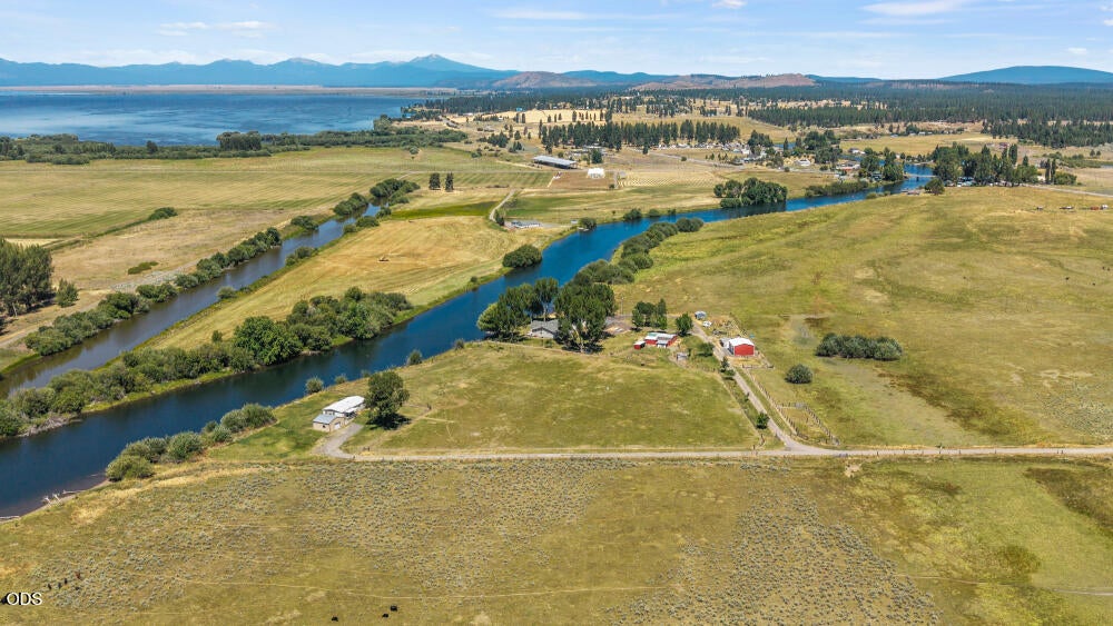 31150 Modoc Point Road Chiloquin, OR 97624 - Photo 17 of 85 Gallery Image 17
