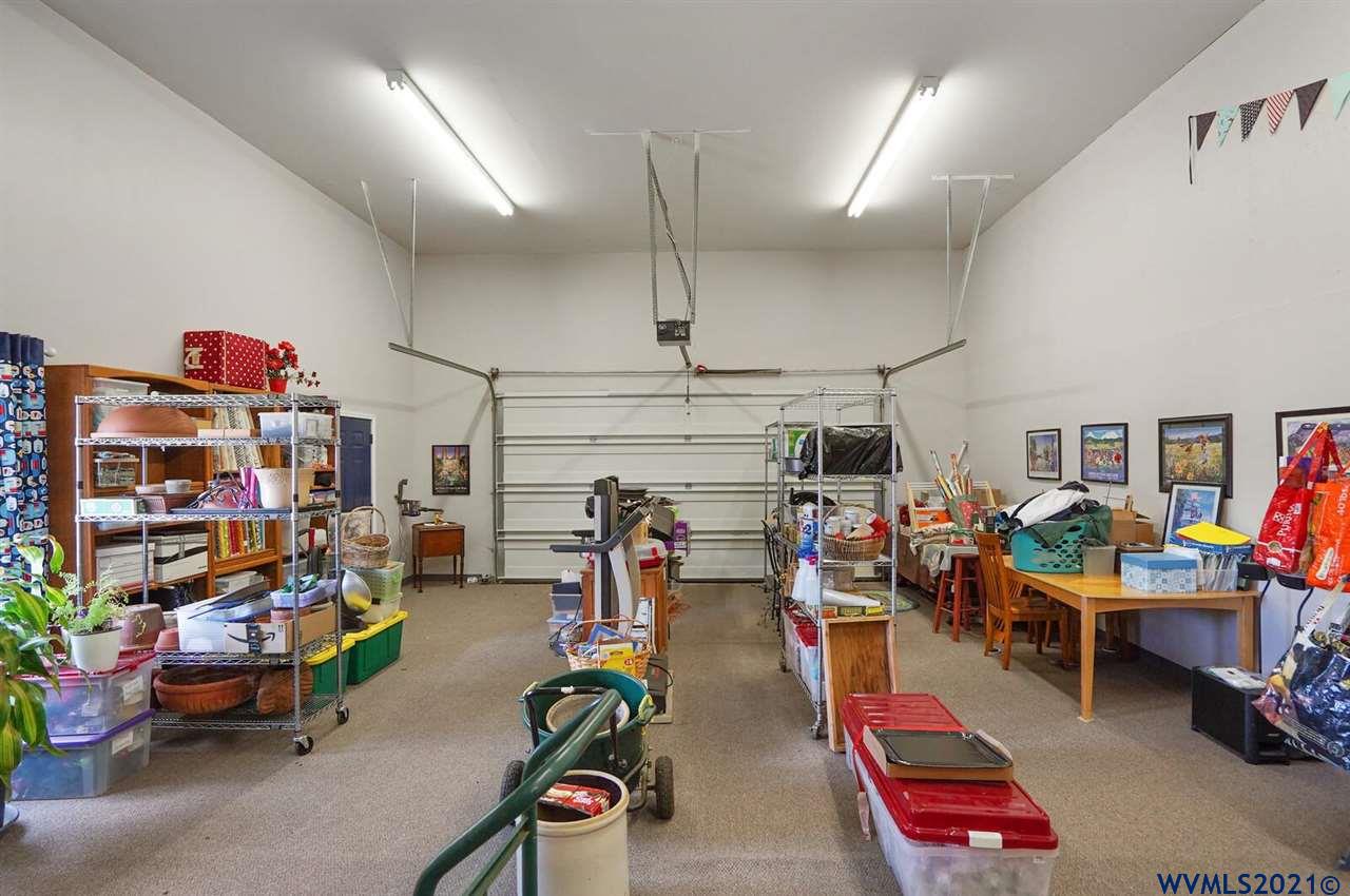 30985 Southwest 5th Street Lebanon, OR 97355 - Photo 28 of 42 Gallery Image 28