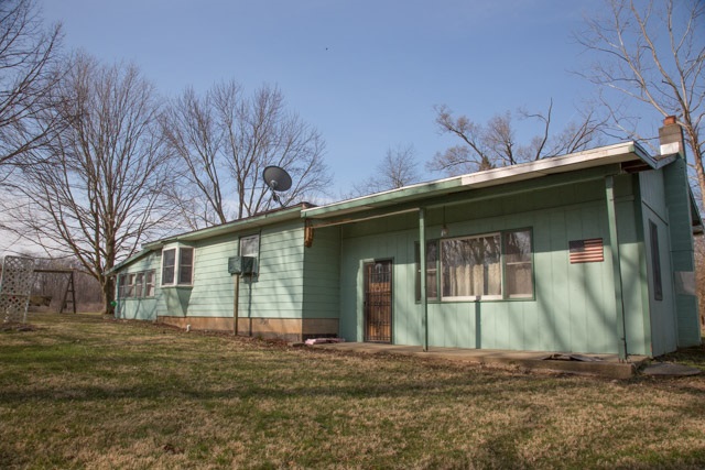5279 West River Road Huntington, IN 46750 - Photo 1 of 26 Gallery Image 1