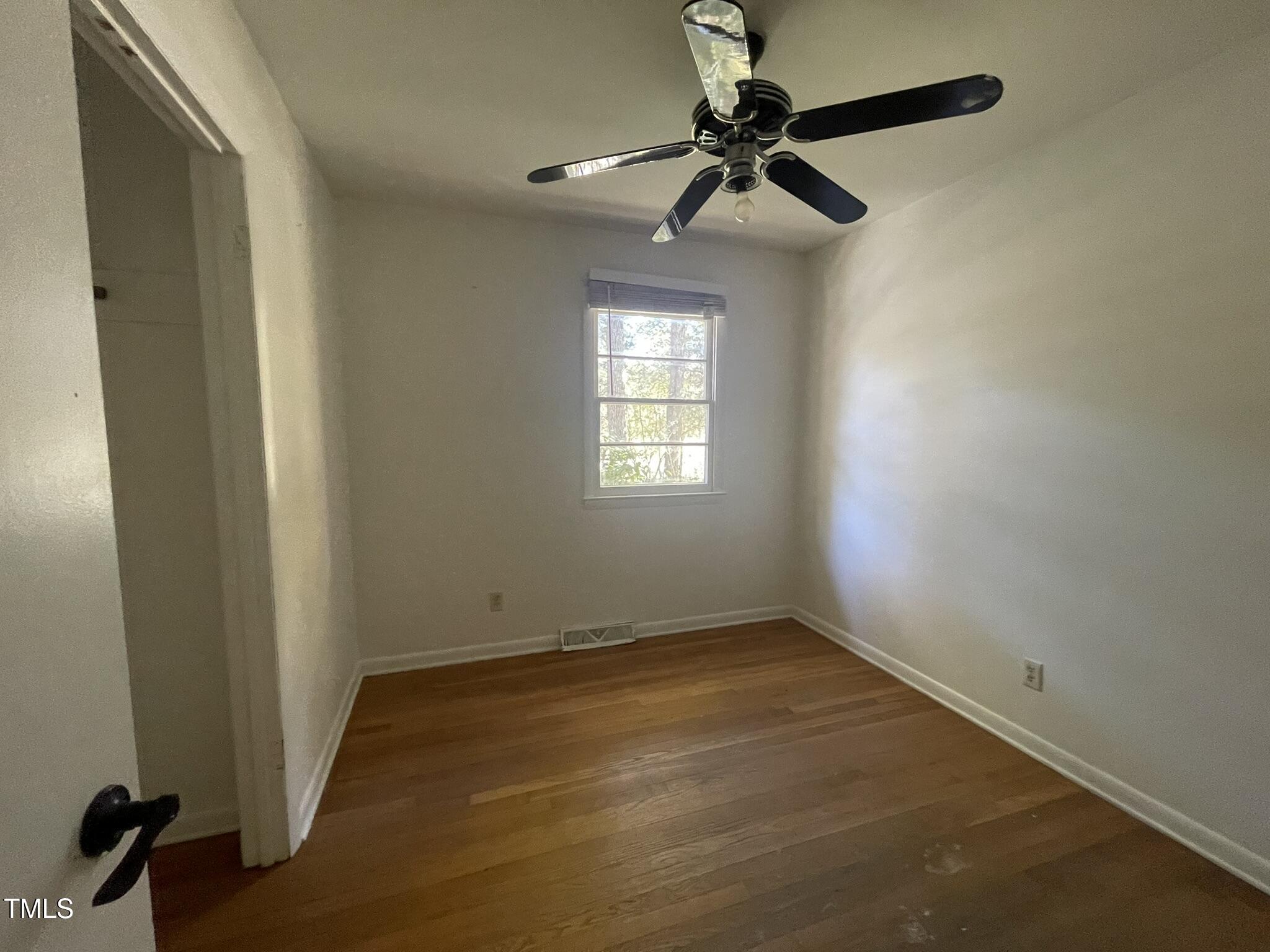 5105 Stanley Road Durham, NC 27704 - Photo 10 of 23 IMG_8069