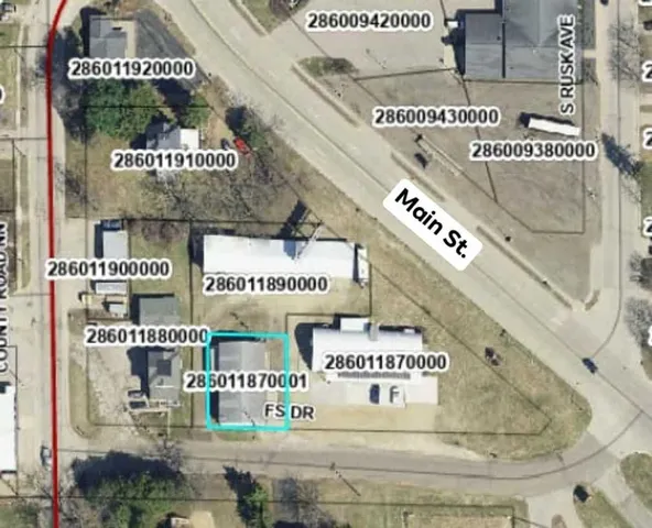 $2,200 | 110 F S Drive, Viroqua, WI 54665