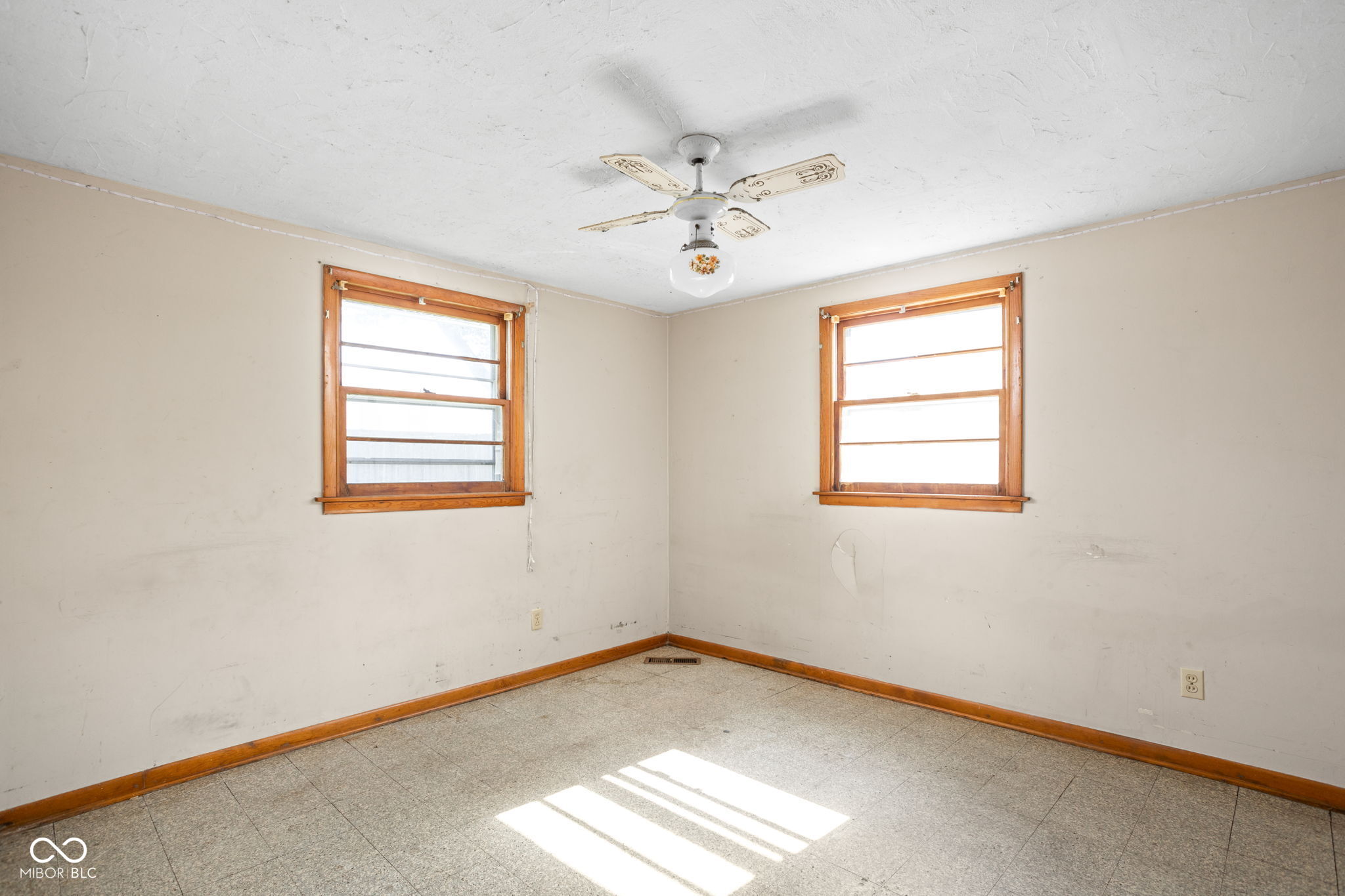 10094 Edgewood Road Brownsburg, IN 46112 - Photo 13 of 25 Gallery Image 13