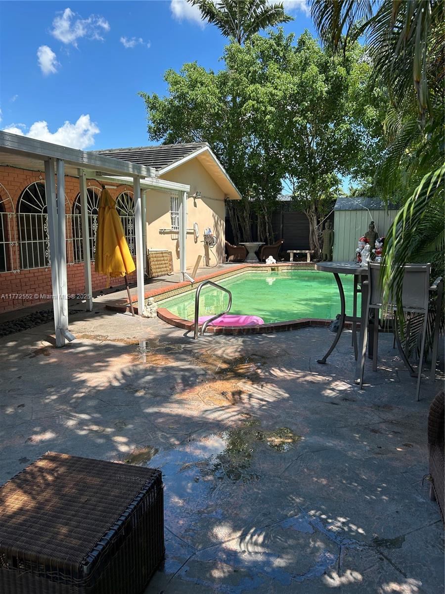 13108 Southwest 3rd Street Miami, FL 33184 - Photo 6 of 10