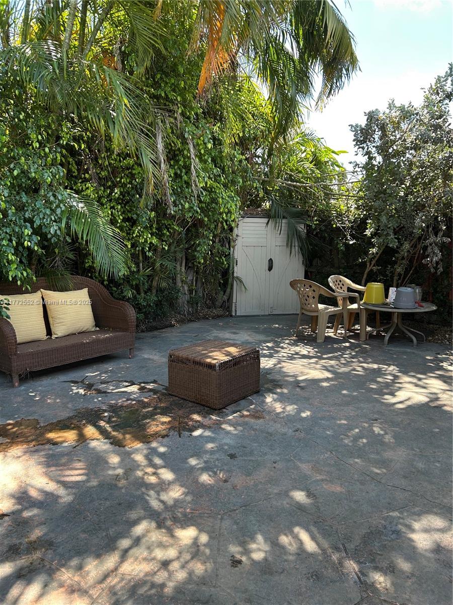 13108 Southwest 3rd Street Miami, FL 33184 - Photo 7 of 10