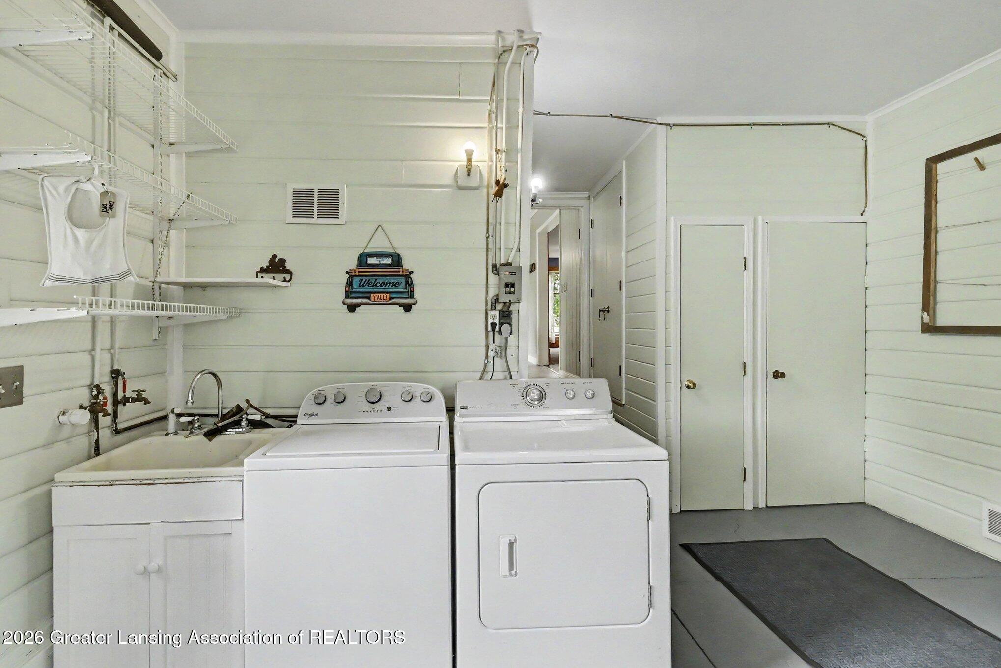 3509 Meridian Road Okemos, MI 48864 - Photo 22 of 66 023_file_4974