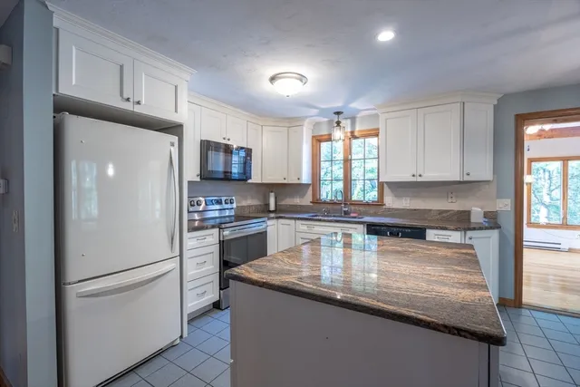 $709,900 | 116 Searsville Road, Dennis, MA 02660