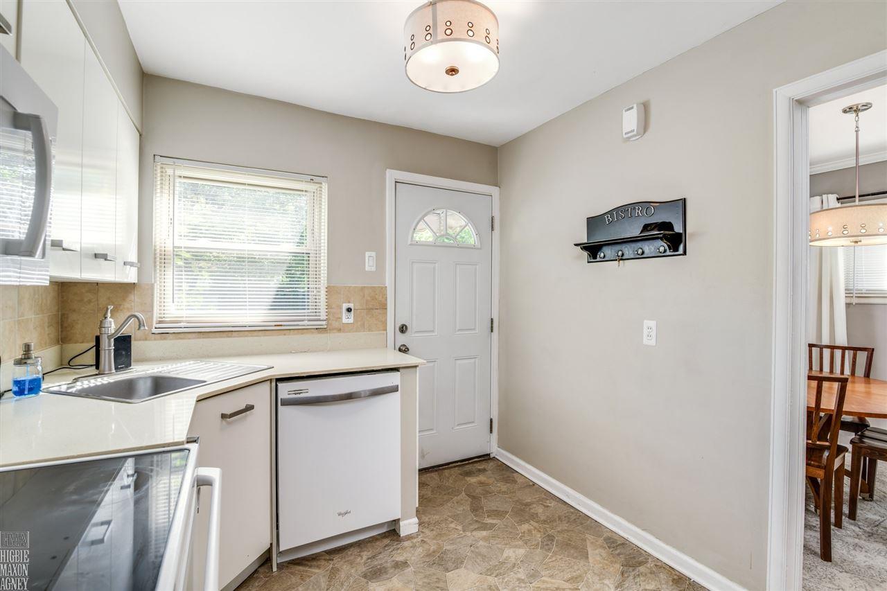 902-904 Neff Road Grosse Pointe, MI 48230 - Photo 23 of 34