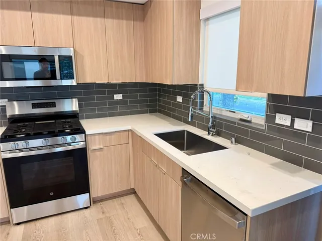 $2,700 | 5974 Jamieson Avenue, Encino, CA 91316