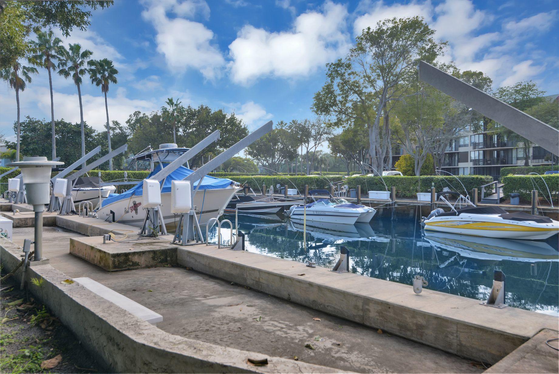 859 Jeffery Street, Unit 803 Boca Raton, FL 33487 - Photo 19 of 24 803 pic boats 1