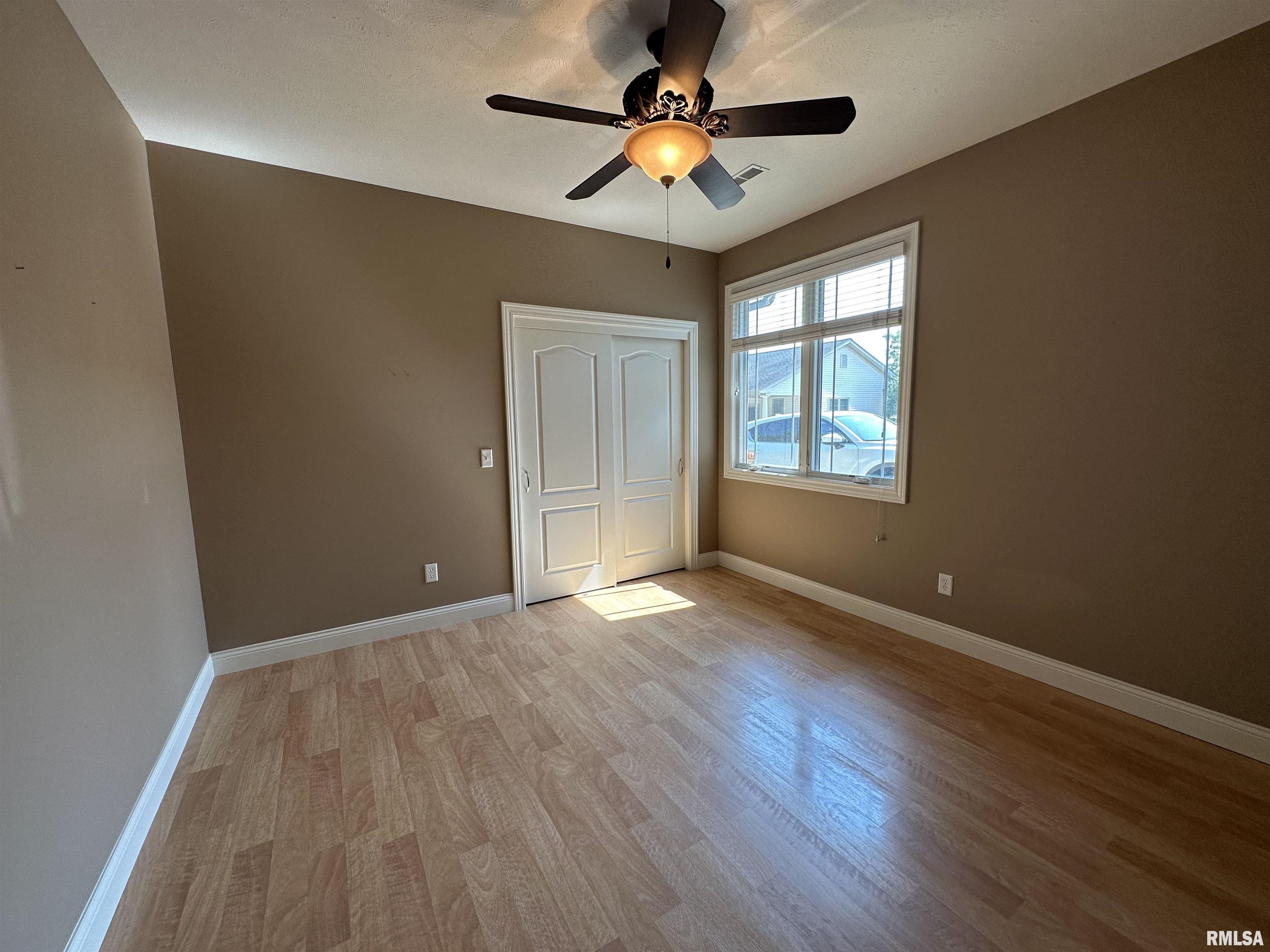 819 Longleaf Court Springfield, IL 62711 - Photo 14 of 25