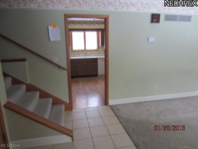 4831 Hattrick Road Ravenna, OH 44266 - Photo 4 of 17 Gallery Image 4