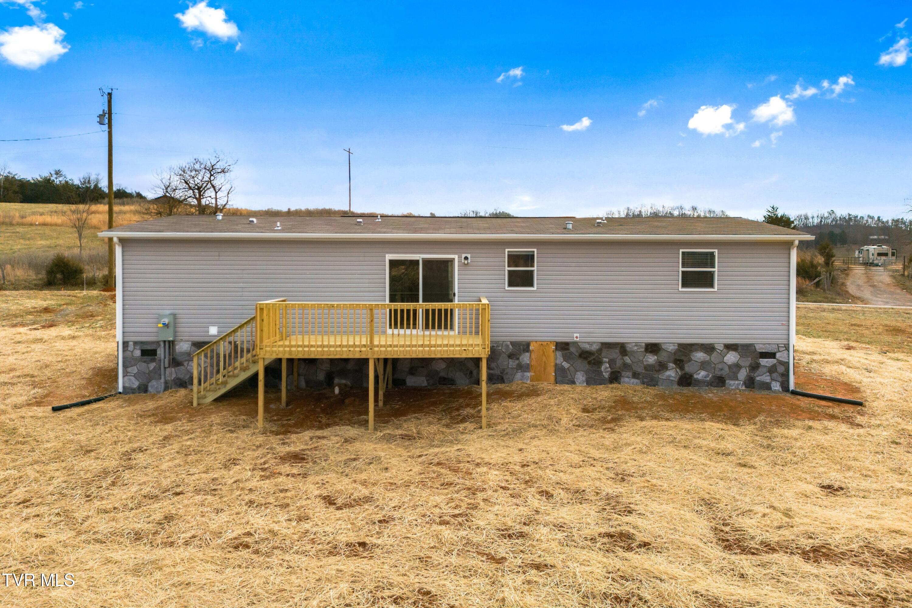 1111 Stanley Valley Road Rogersville, TN 37857 - Photo 3 of 34 003-1111StanleyValleyRoad-Rogersville-TN