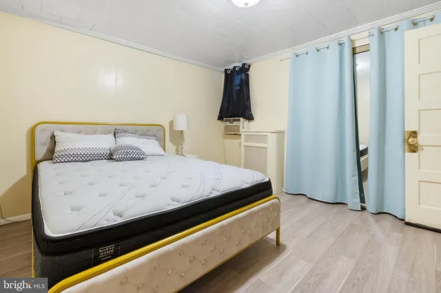 $1,900 | 204 West Clinton Avenue, Oaklyn, NJ 08107