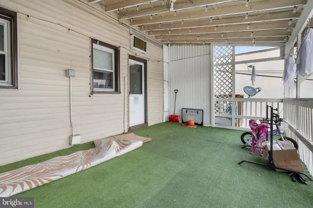 $1,900 | 204 West Clinton Avenue, Oaklyn, NJ 08107