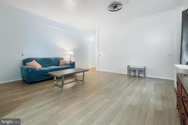 $1,900 | 204 West Clinton Avenue, Oaklyn, NJ 08107