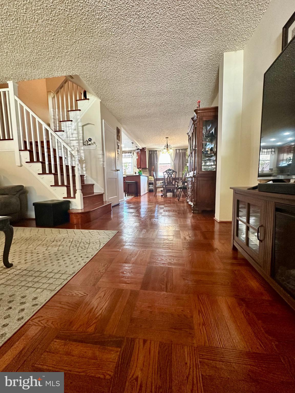 7136 Pine Street Upper Darby, PA 19082 - Photo 3 of 19