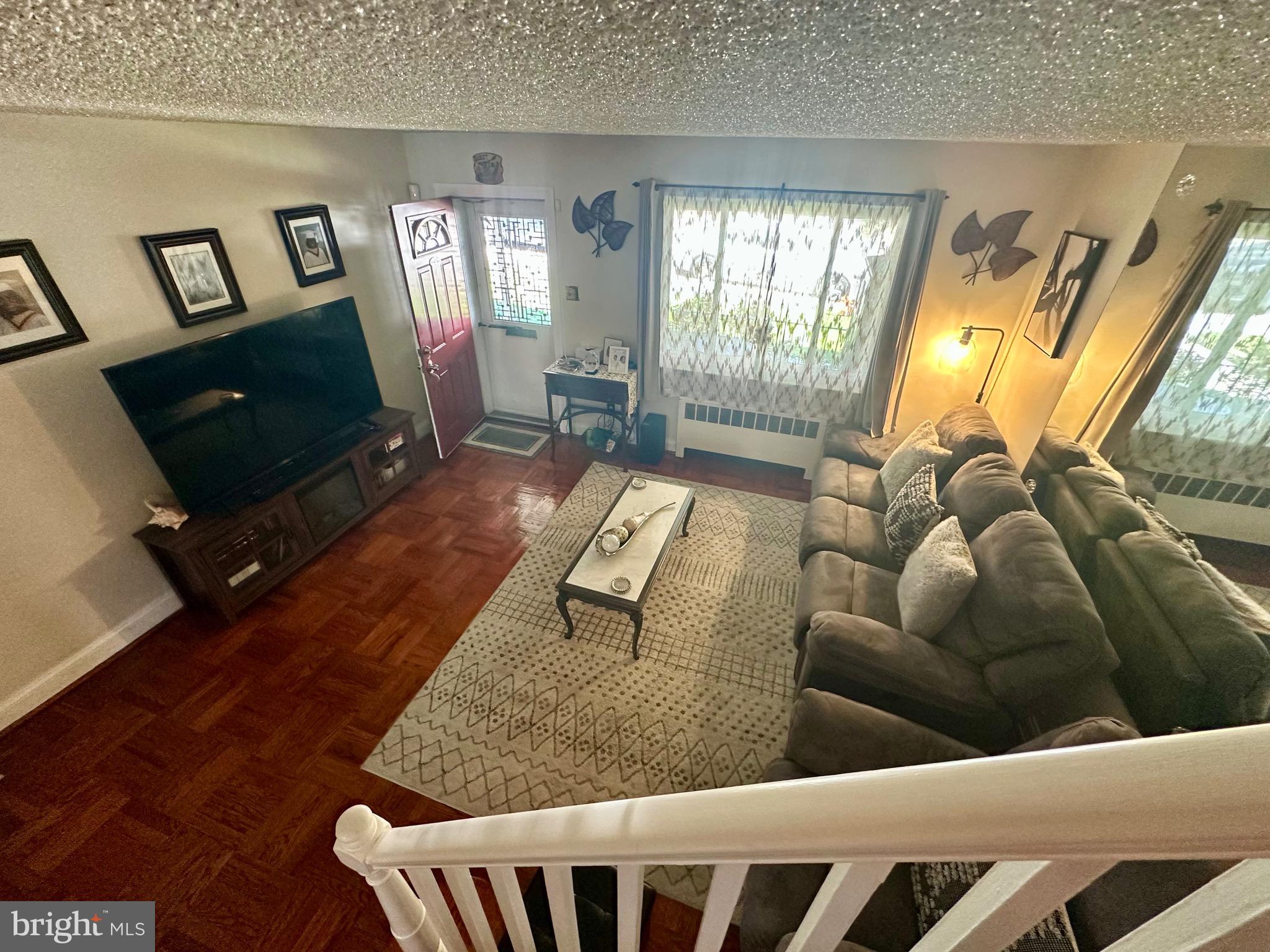 7136 Pine Street Upper Darby, PA 19082 - Photo 4 of 19