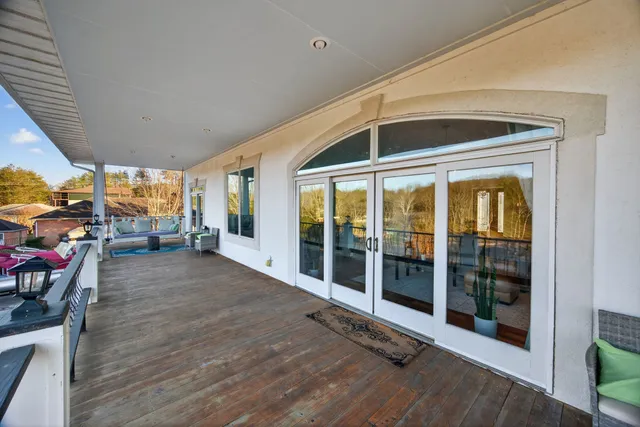 $699,900 | 77 River Front Drive, Sparta, TN 38583