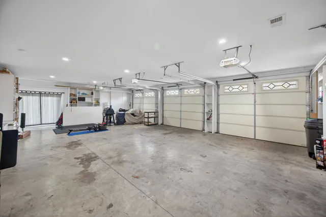 $699,900 | 77 River Front Drive, Sparta, TN 38583